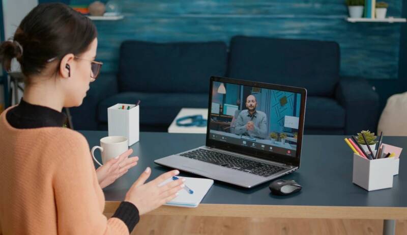 Opter pour les formations au portugais en ligne de Clic Campus